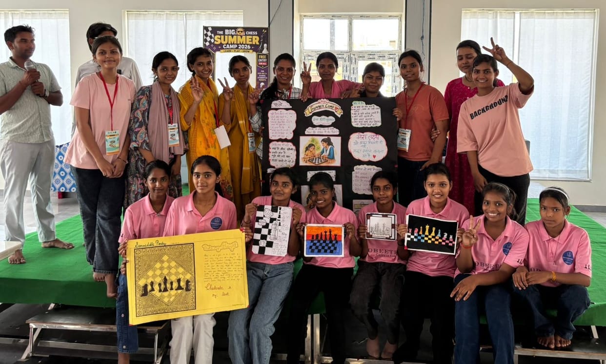 The ChessBase India team taught chess to children.