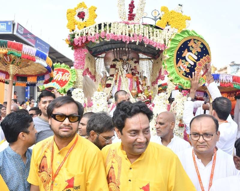 Lord Venkatesh Arrives in Grandeur at the Procession