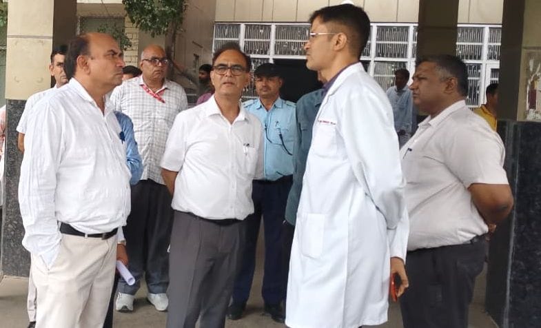 A five-member team of DMER inspected PGI for necessary improvements.