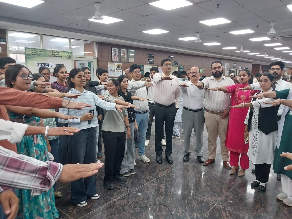 taken oath on world tambaku diwas