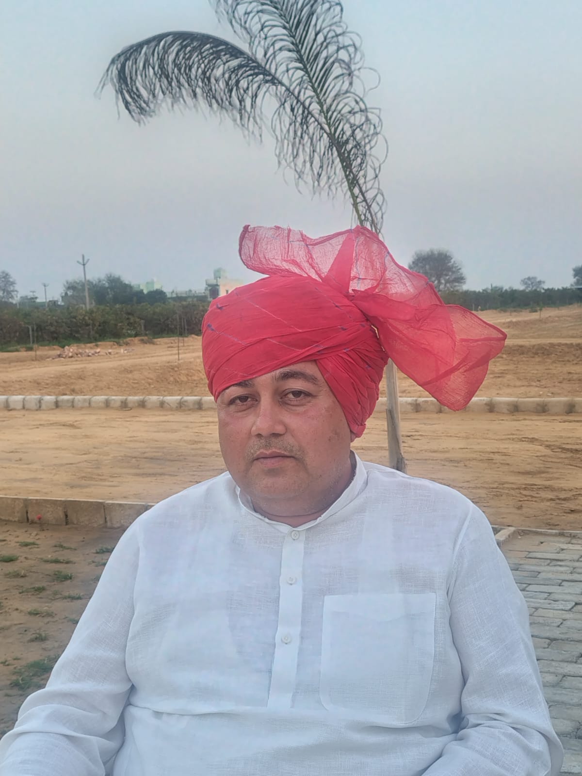 The dispute between the head of the Sarvajati Sarvakhaap Panchayat, Rathi, and the coordinator Malik escalated.