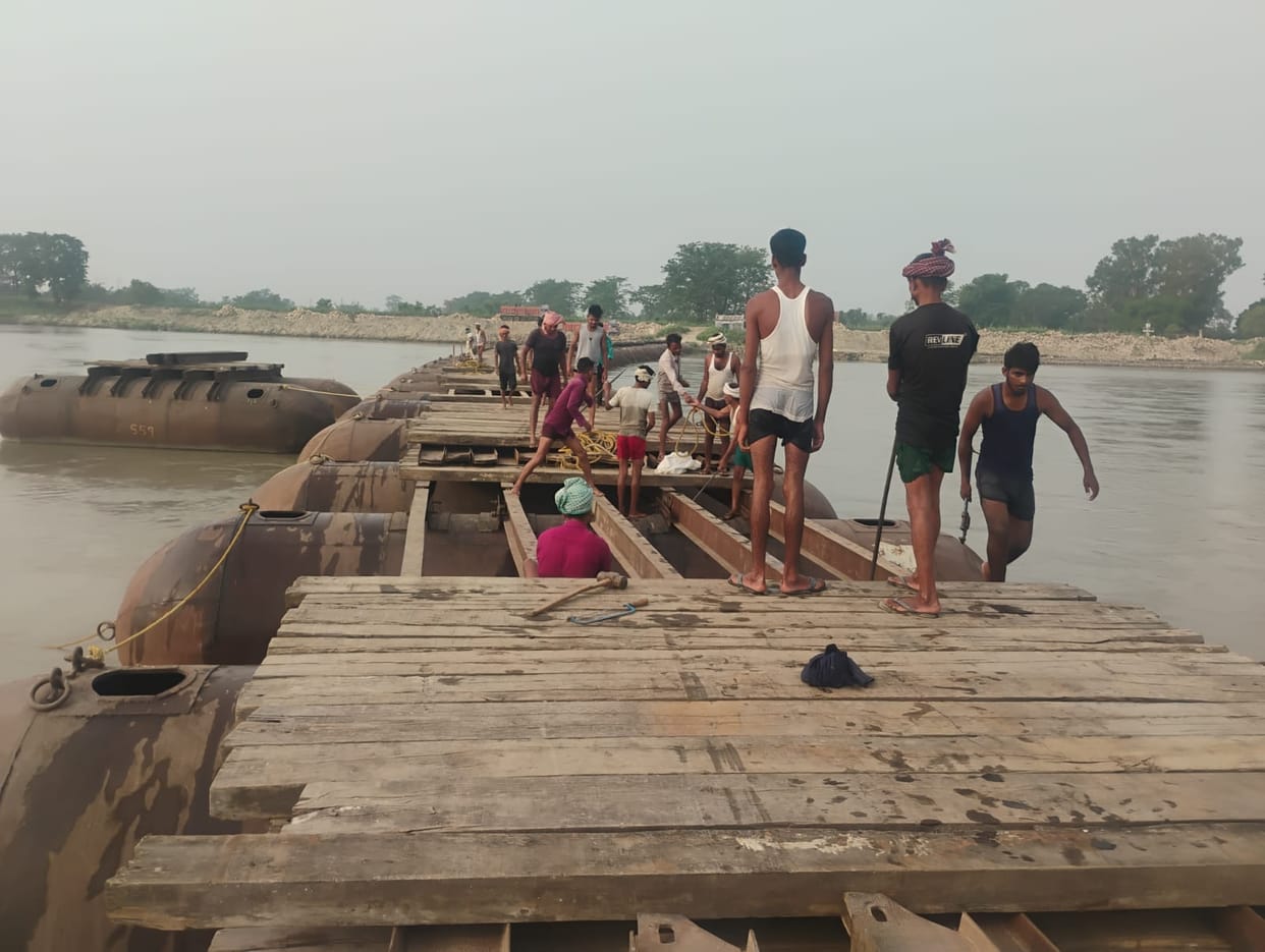 The pontoon bridge at Bhainsaha Ghat has been removed due to rising water levels.