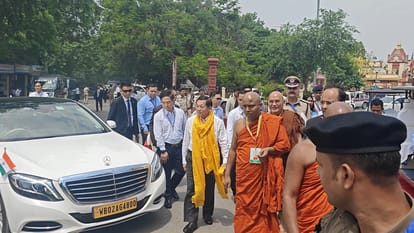 महाबोधि मंदिर पहुंचे म्यांमार के राष्ट्रपति