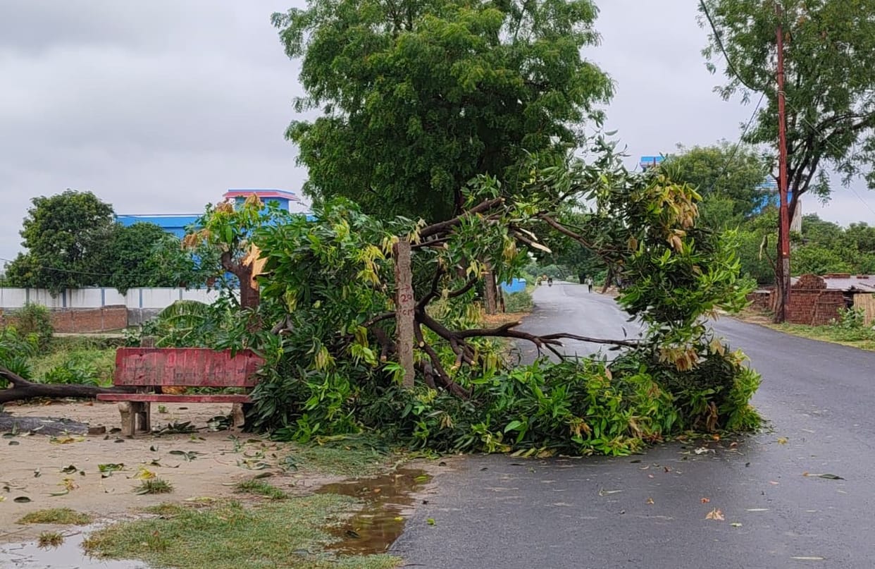 A three-hour storm and rain caused power outages in 150 villages for more than six hours.