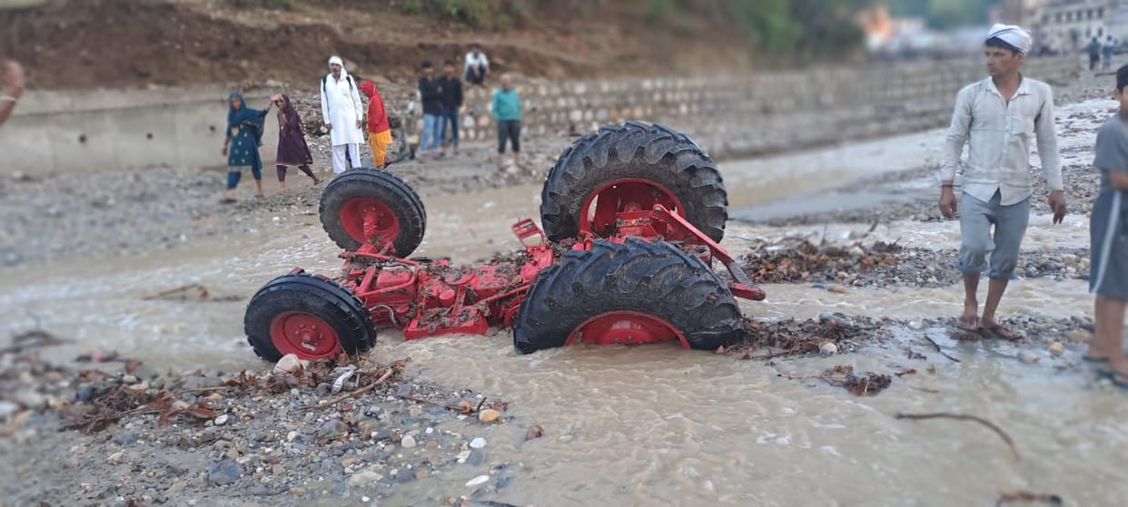 Two women killed and several vehicles washed away in the flood-ravaged Shakambhari region.