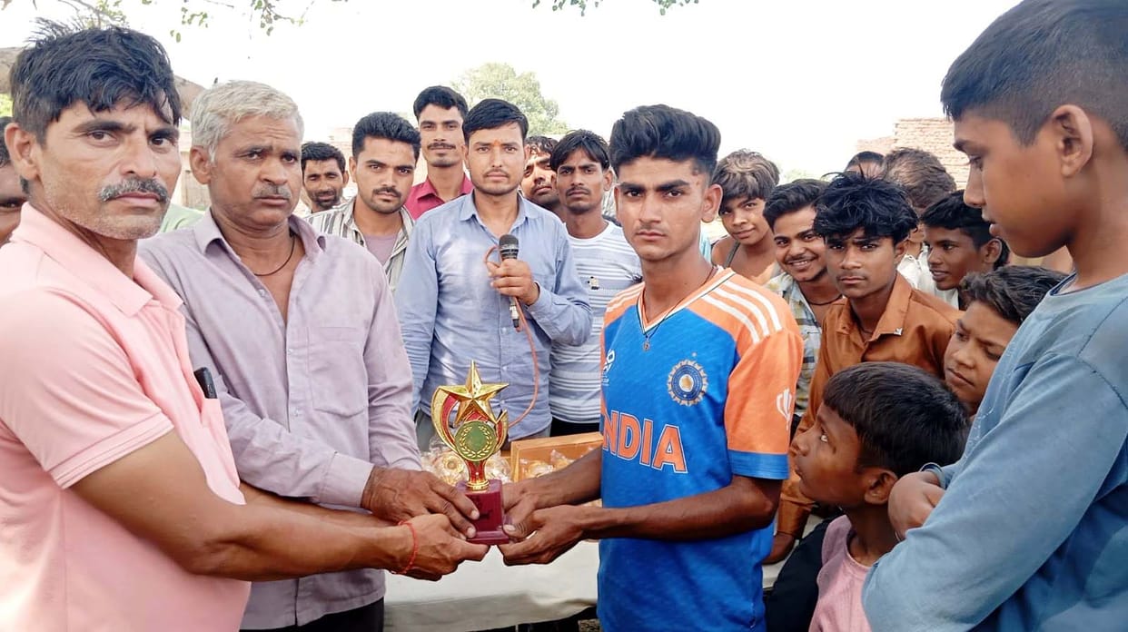 Bajrang Knight Riders became champions of Under-15 cricket tournament