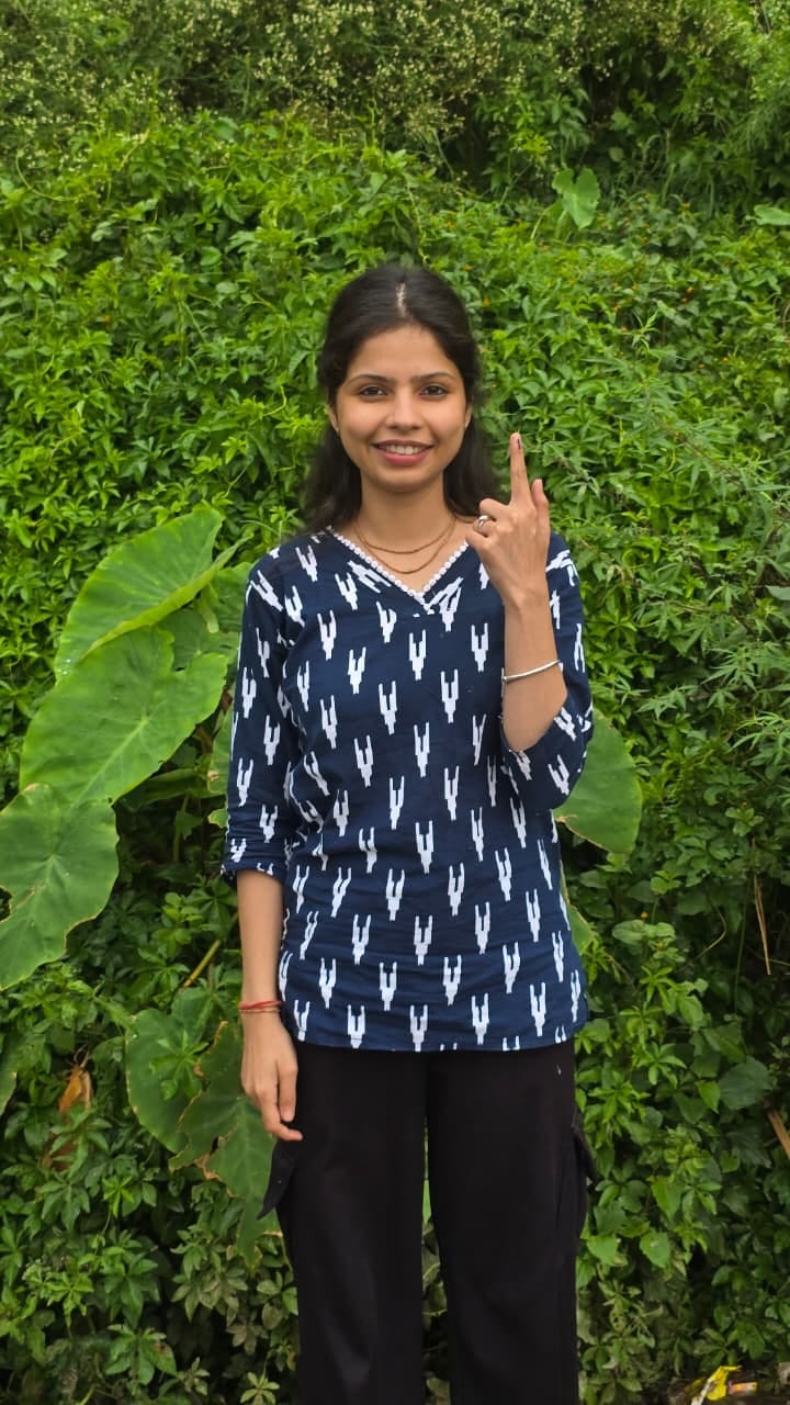 The first vote, the enthusiasm of the youth did not cool down even in the rain