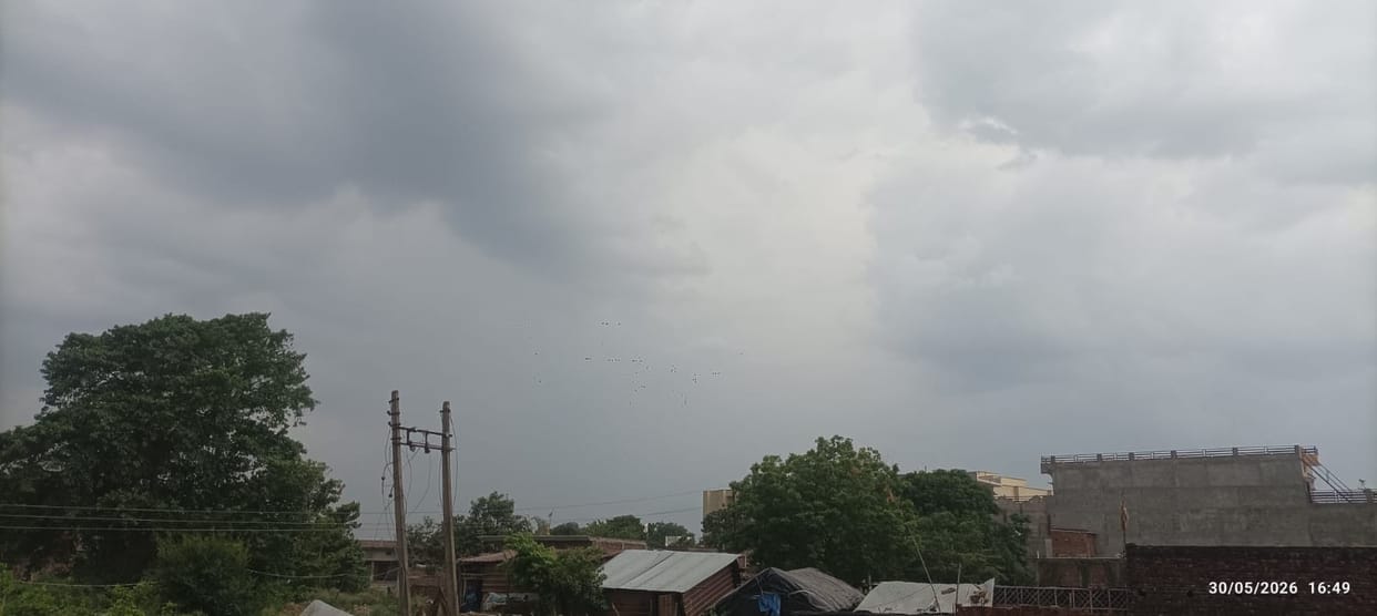 Rain lashed several areas of the district