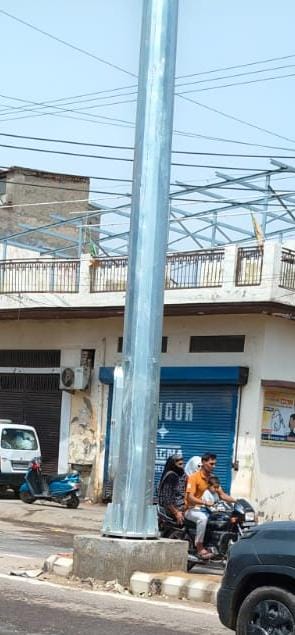 High mast light installation work in final stages, Bhadawas flyover to be illuminated soon
