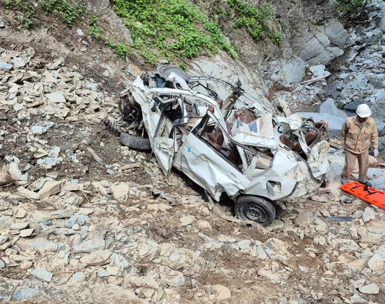 There are no concrete arrangements for the safety of tourists at Sachhe Jot.