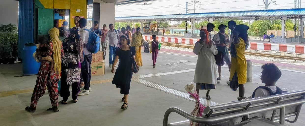 Delay in trains causes inconvenience to passengers