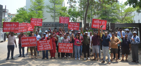 Maintenance charges hiked in two more societies, residents create ruckus