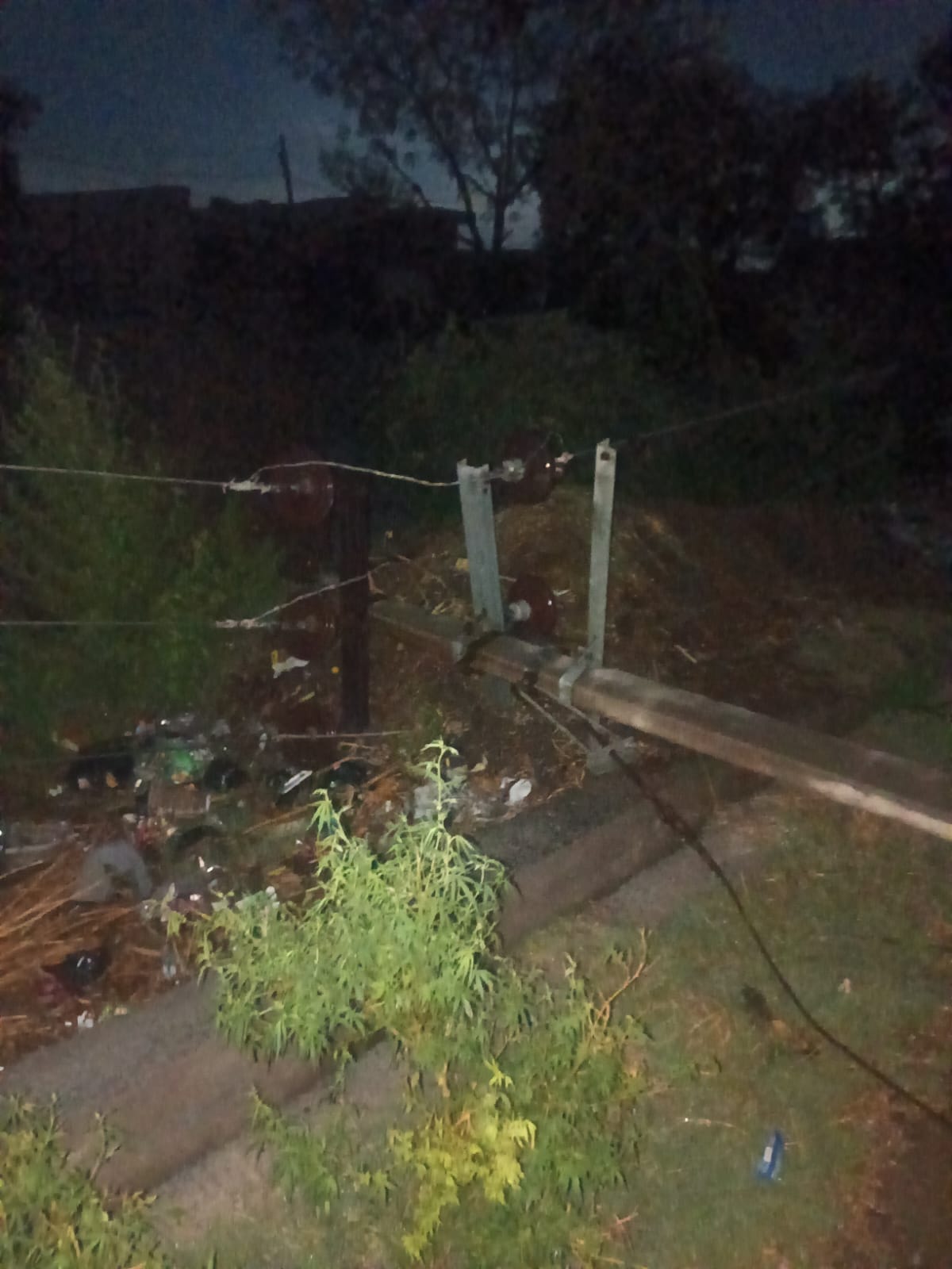 Power supply from the Chandpa-Bamauli feeder remained disrupted throughout the night.