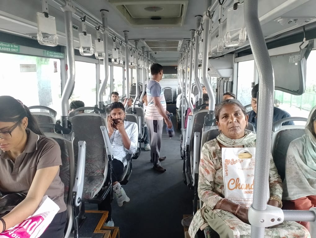The next morning, the e-buses were seen running empty.