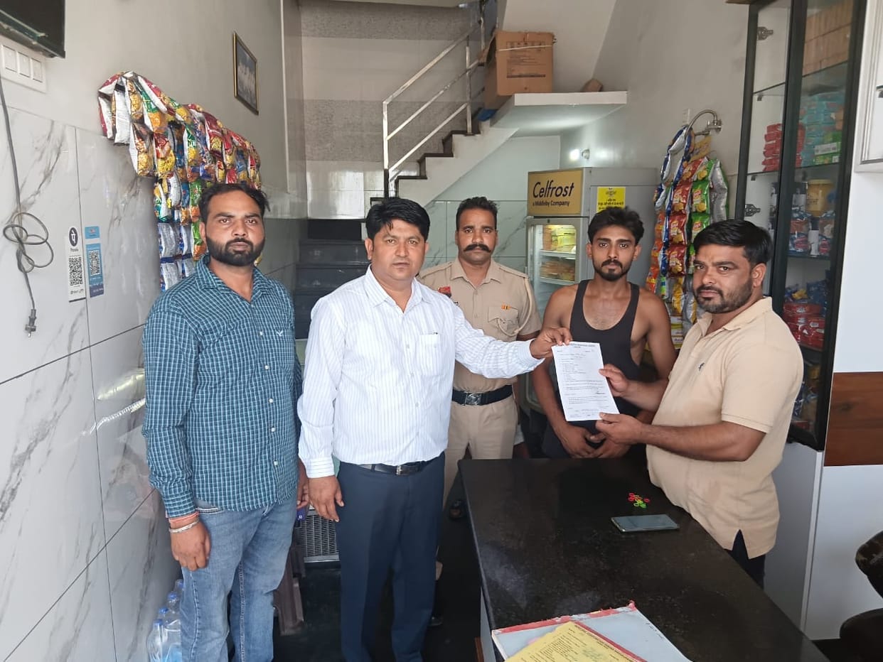 Six shopkeepers were fined for violating the rules