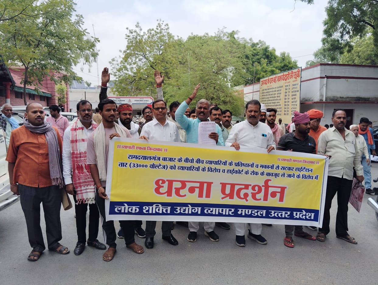 Traders protest against high tension wires being pulled close to their homes