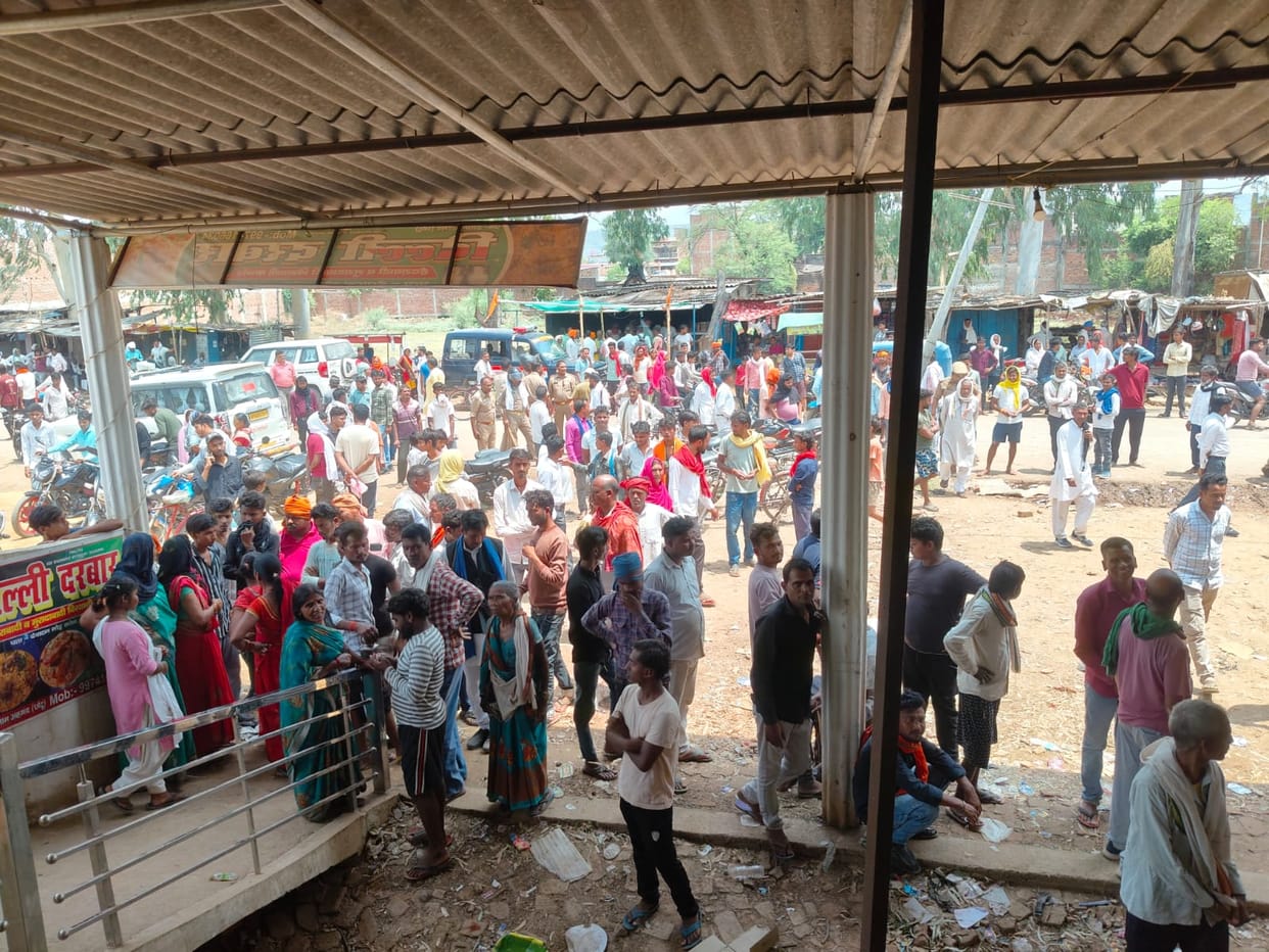 ASHA worker dies after childbirth in hospital sealed twice; doctor flees, leaving body on OT table.