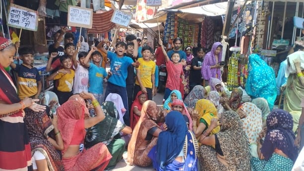 Municipality reneges on promise, protests on road for water