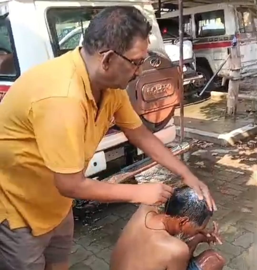gaya si sachchidanand rai dedicates life to helping homeless and mentally ill people today bihar news