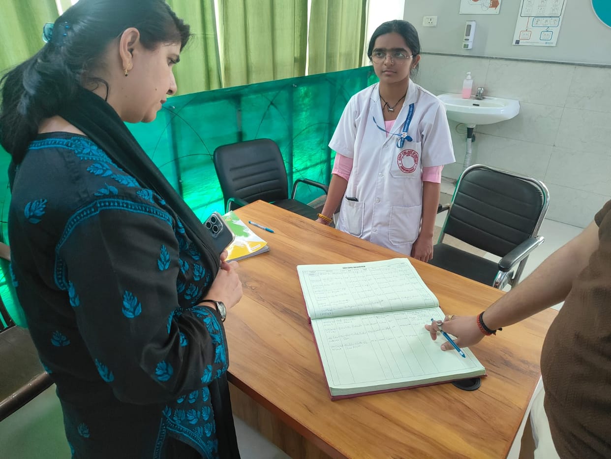 CJM inspected the de-addiction center and checked the OPD registers.