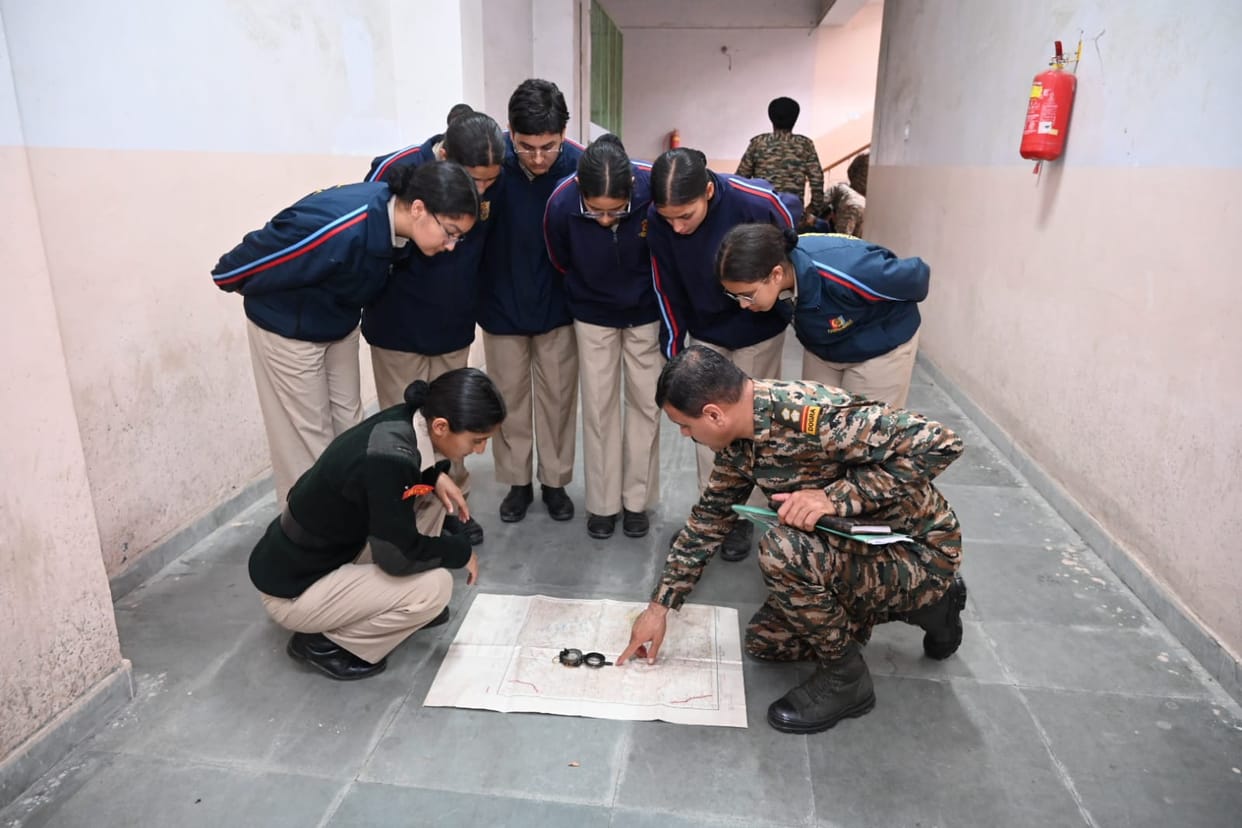 ATC-222 training camp of 8 HP Battalion NCC is going on in Rampur College