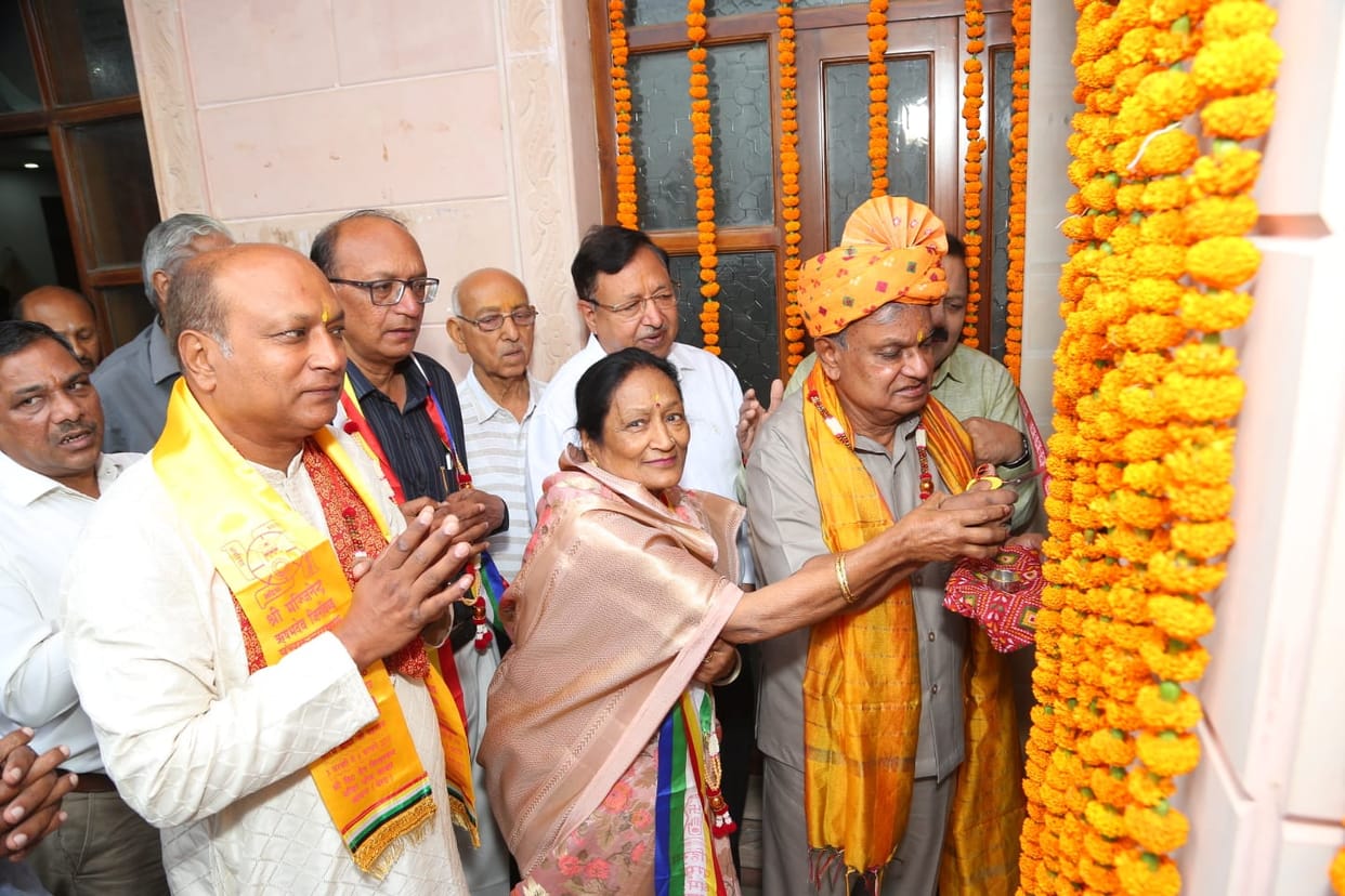 Lift inaugurated in Jain temple