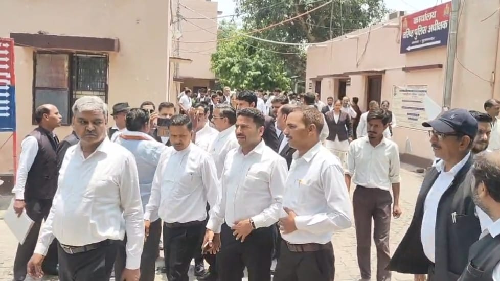 Former District Bar Association President, General Secretary, Treasurer accused of embezzling Rs 1 crore, report filed