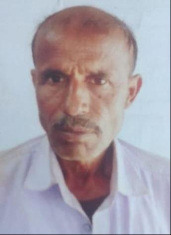 A wall under construction collapsed due to a storm, killing a farmer.