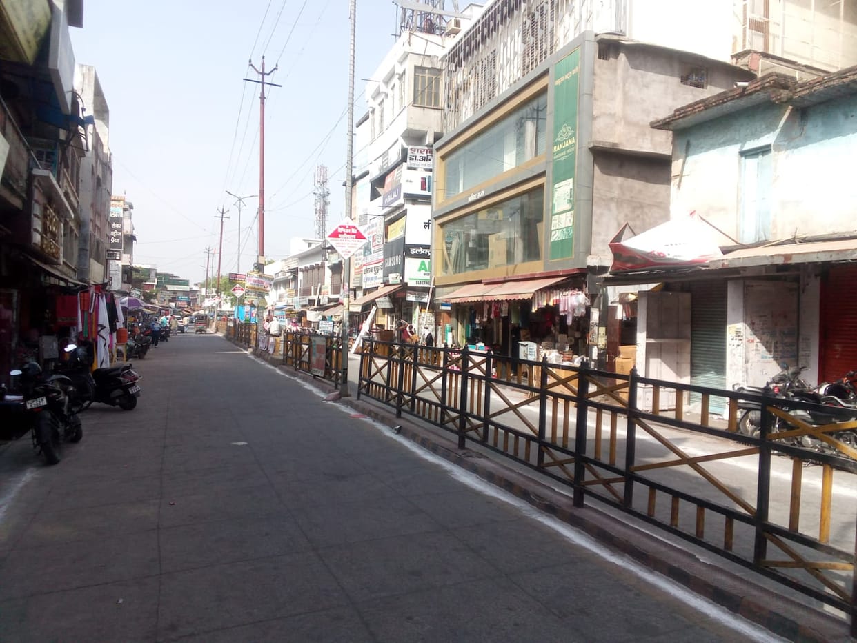 The mercury dropped, but humidity increased the difficulties