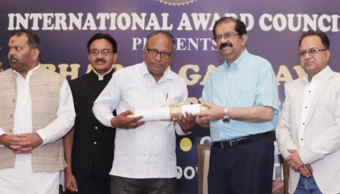 Dr. Subhash Sharma honored by the International Awards Council