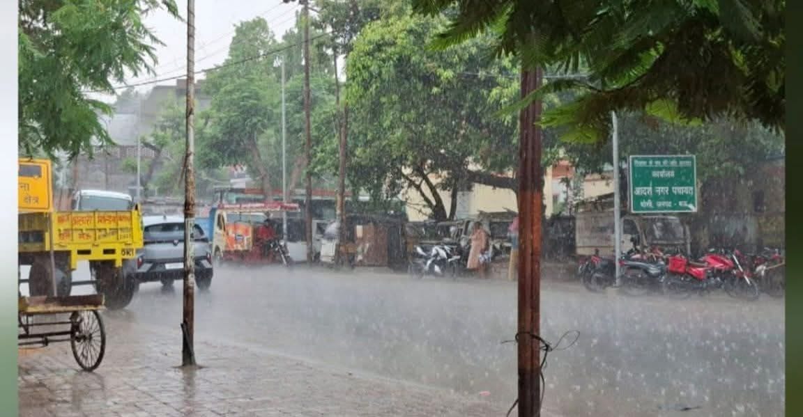 Maximum temperature increased by two degrees, light rain occurred