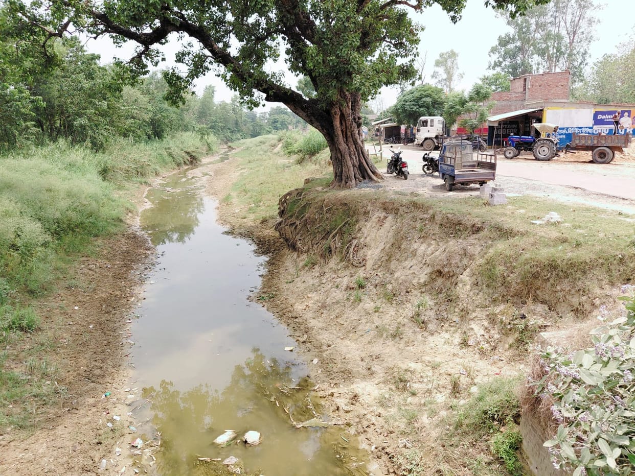 Many farms are submerged in the Chandan River... Farmers are worried as the monsoon approaches
