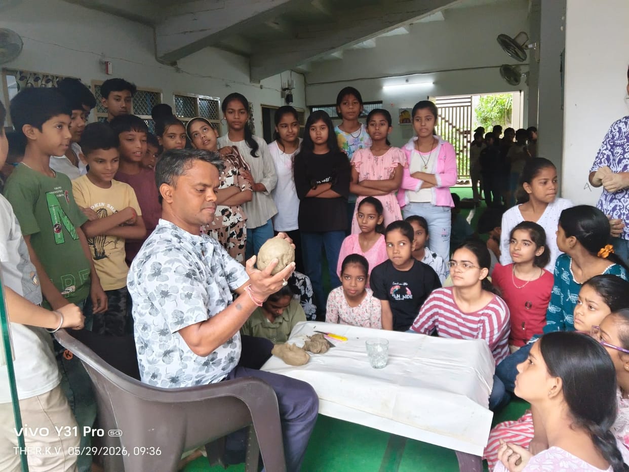 Children were taught the intricacies of sculpture.