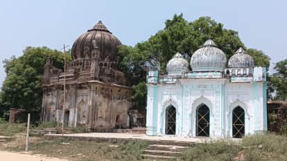 Lucknow: The disputed Kasamandi structure is back in the news, with attempts to offer water during the month o