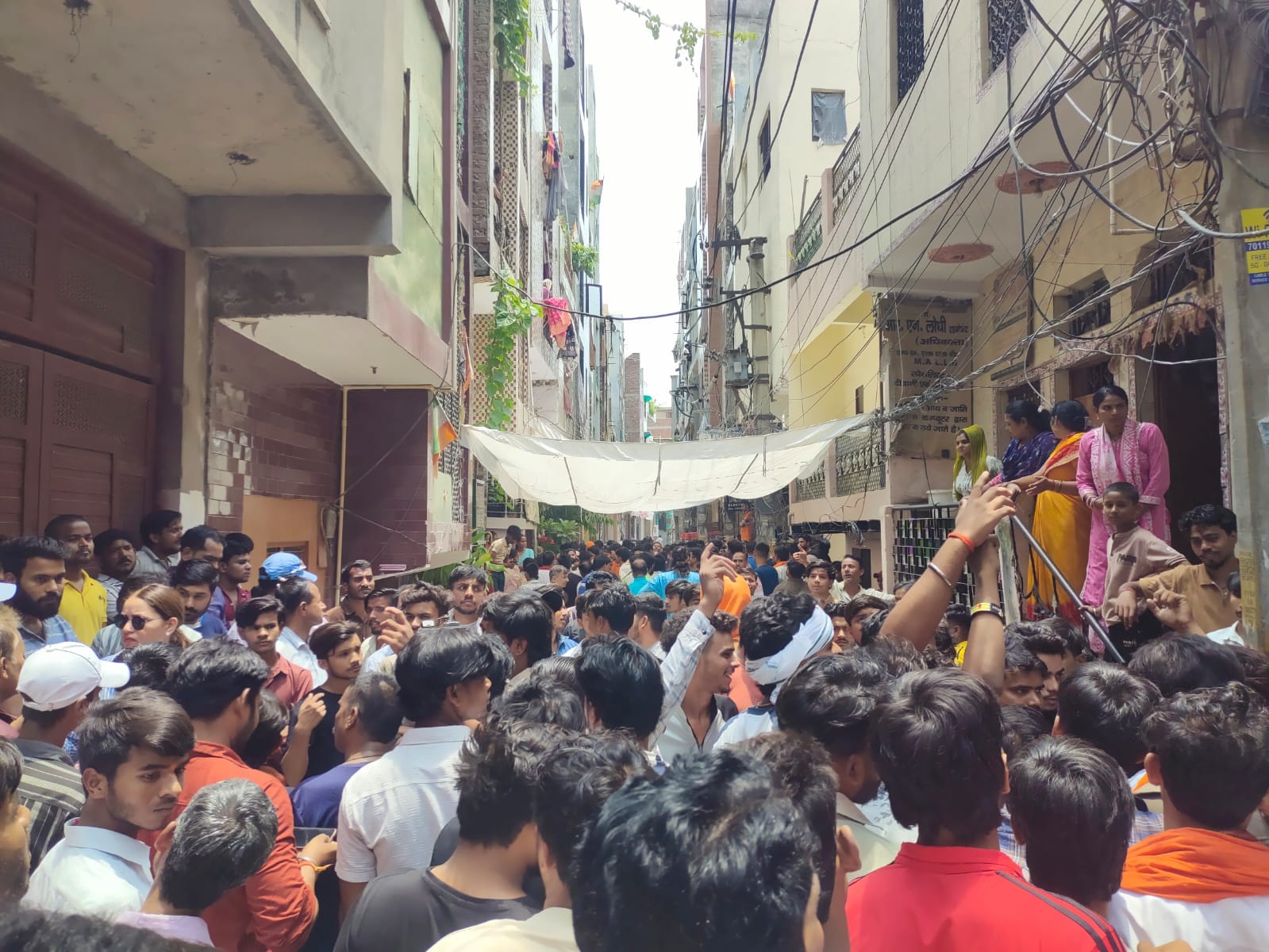 Ghaziabad Khoda Murder Case 600 Criminals in Khoda Come Under Police Radar Launch Verification Drive