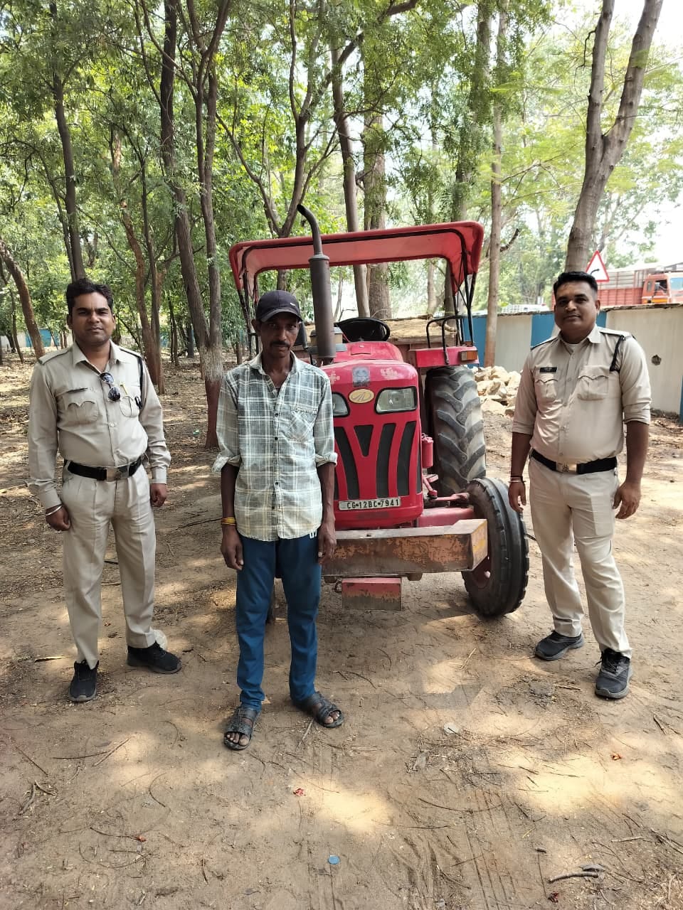 कोरबा में अवैध खनन पर बड़ी कार्रवाई