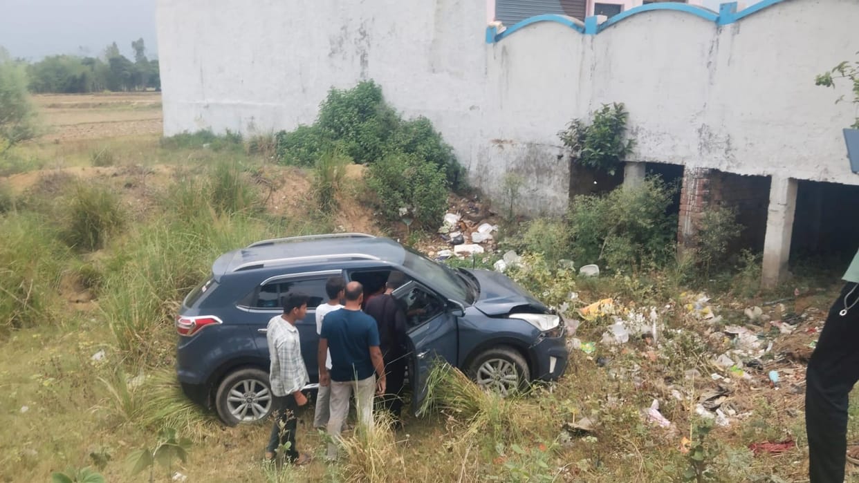 Old man returning from sister's house dies in road accident
