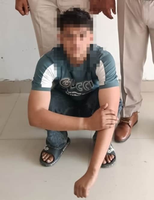 पुलिसकर्मी की हत्या करने में शामिल आरोपी पुलिस की गिरफ्त में। स्रोत: प्रवक्ता