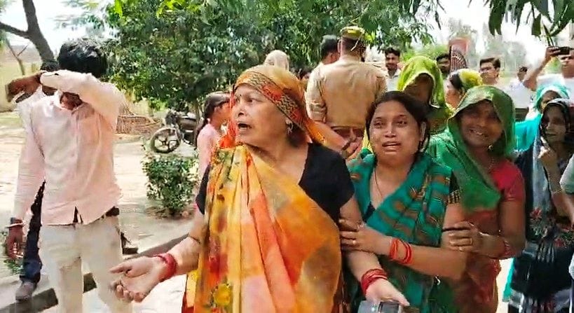Uproar at Post-mortem House Over Death of Injured Youth; Altercation with Police