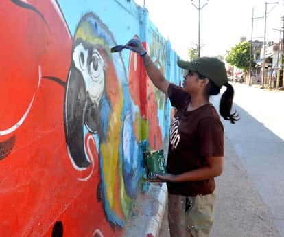 Beauty emerging on the walls, message of cleanliness through wall painting