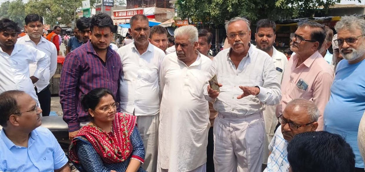 Encroachments removed from in front of the bus stand in Puwayan.