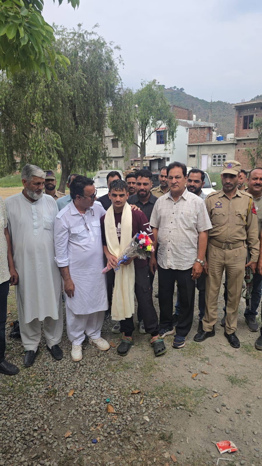 एशियन चैंपियन मोहम्मद यासिर से मिले पूर्व मंत्री चौधरी जुल्फिकार अलीफोटो स्रोत संवाद