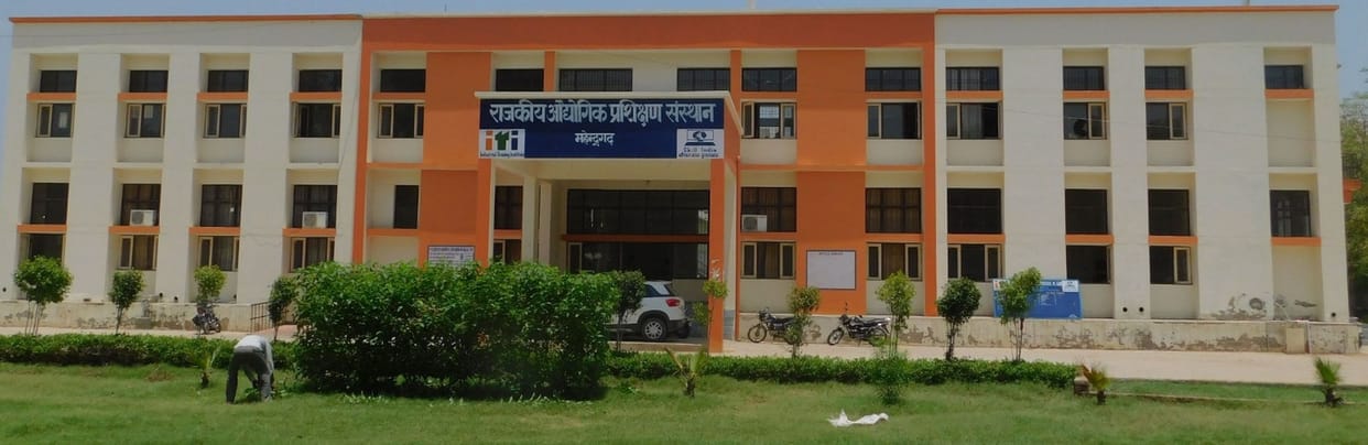 The portal did not work on the first day itself, students could not apply.
