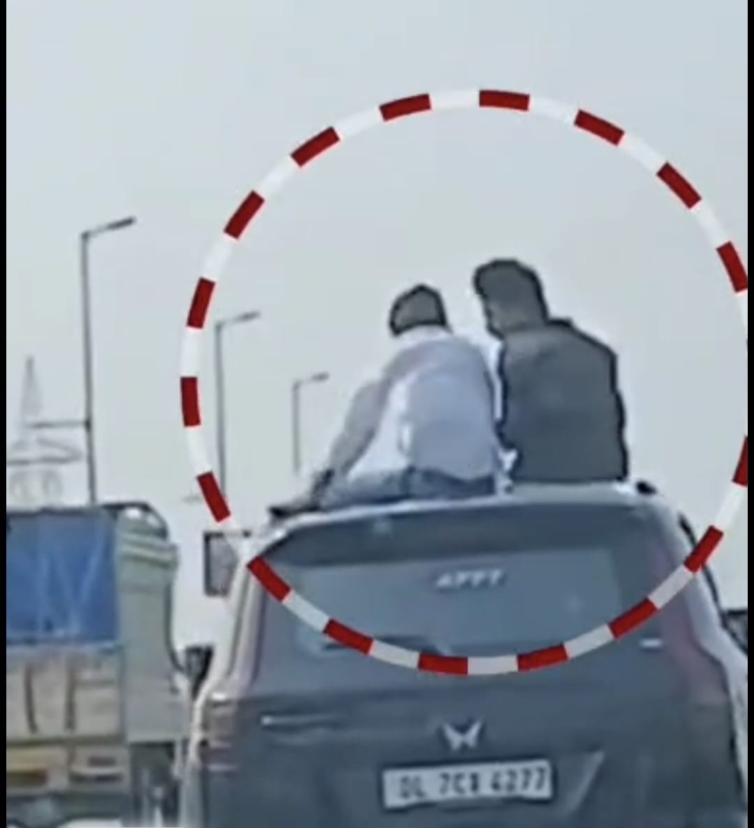 Video of Scorpio stunt goes viral, two youths seen sitting on the roof