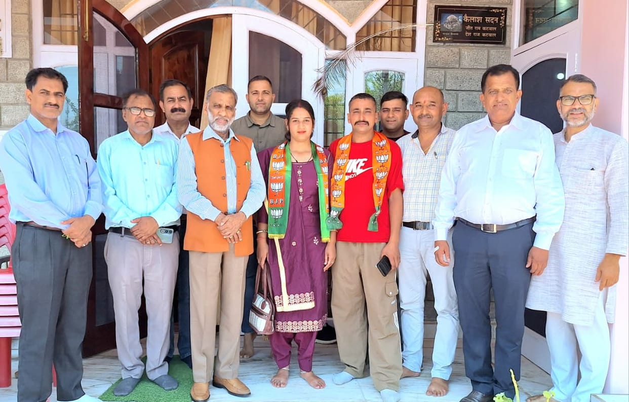 MLA Katwal honored 14 BJP-supported BDC members