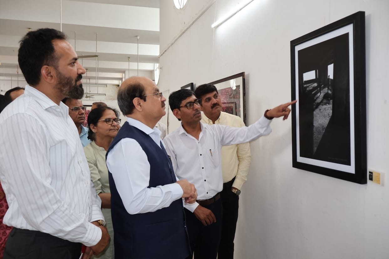 Silence of Moments exhibition inaugurated