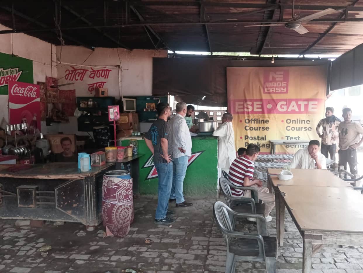 The corporation may seal the shops of 70 defaulters.