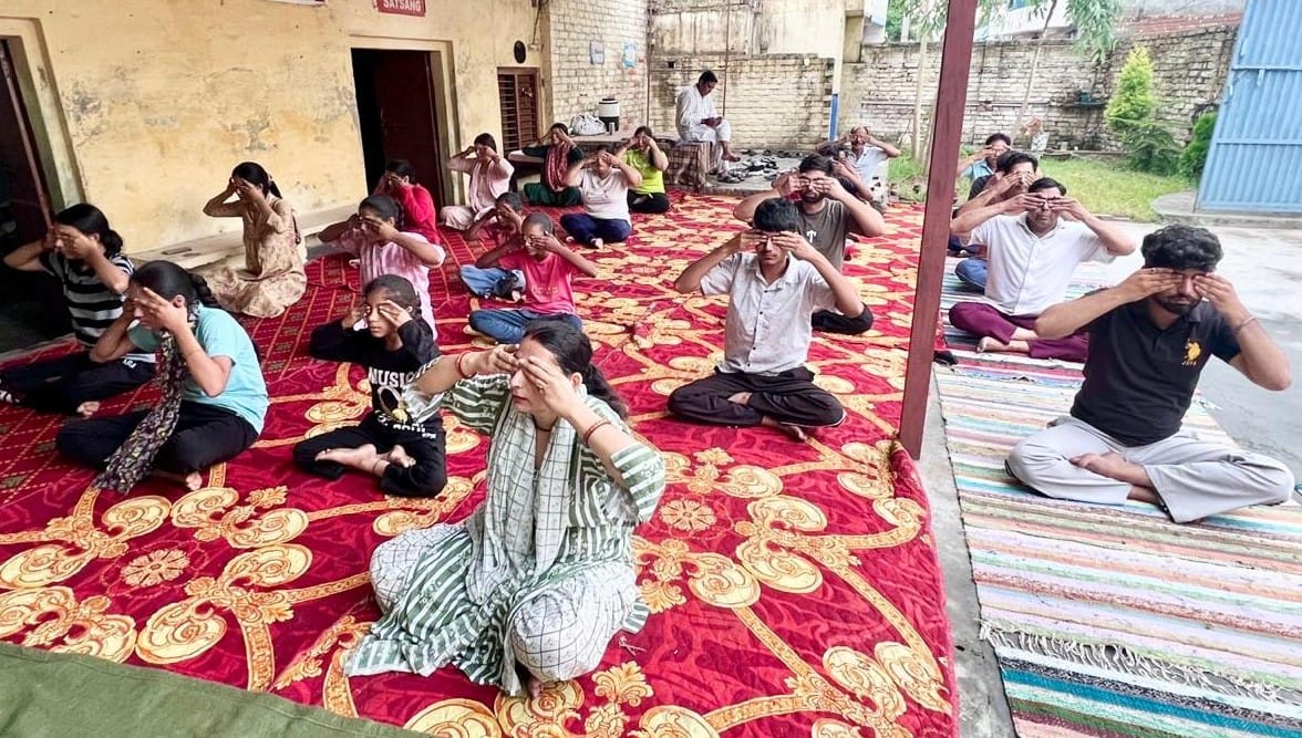 People in the wards practiced yoga