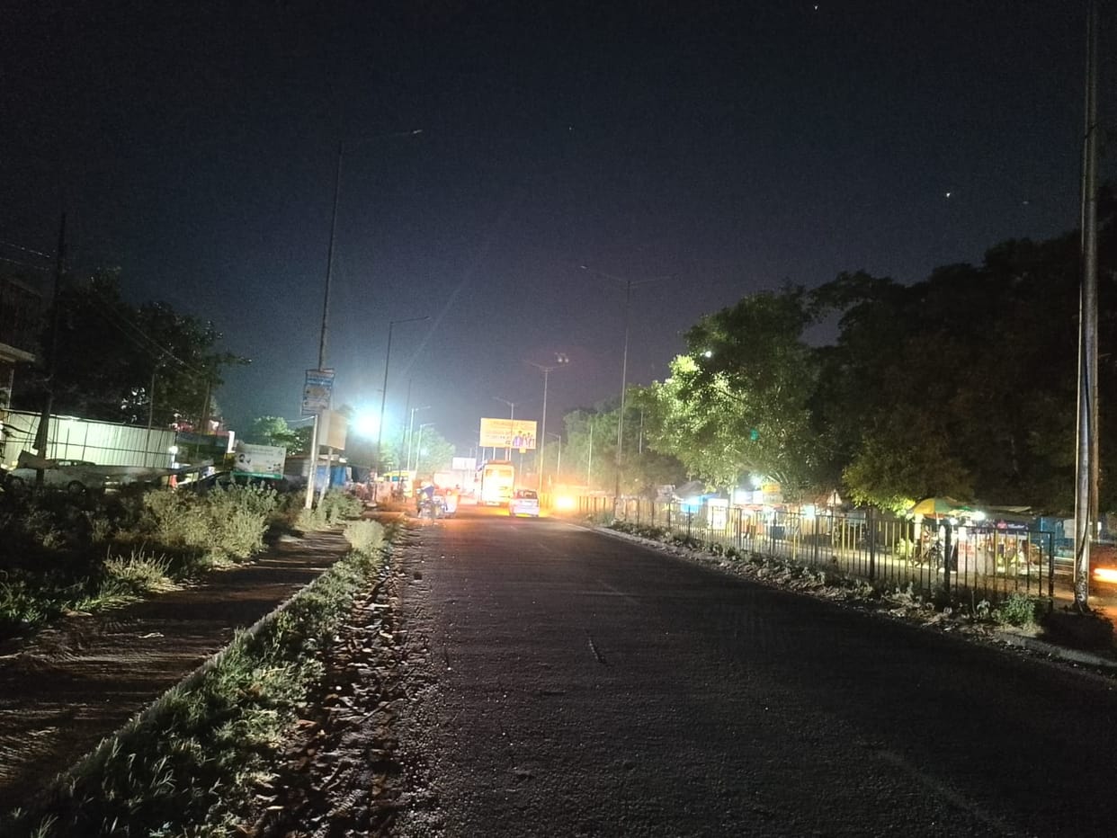 Crores spent, yet highways remain in darkness, black spots become the cause of accidents