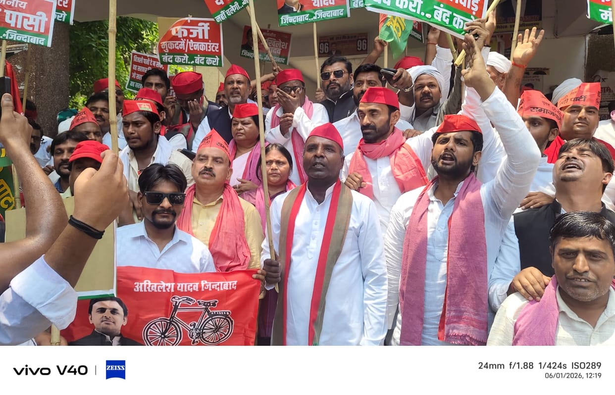 SP workers roared against electricity, water and paper leaks